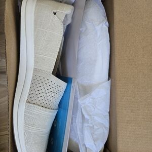 Clarks Beige and Blue Slip-On Shoes